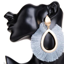 Load image into Gallery viewer, Tassel Earrings