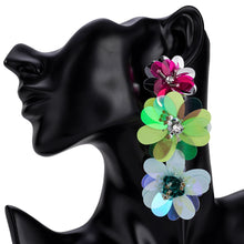 Load image into Gallery viewer, Floral Pattern Earrings
