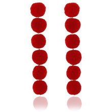 Load image into Gallery viewer, Chained And Feathered Earrings