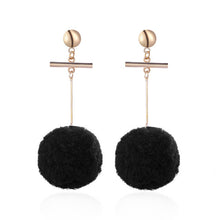 Load image into Gallery viewer, Chained And Feathered Earrings
