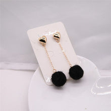 Load image into Gallery viewer, Chained And Feathered Earrings