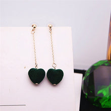 Load image into Gallery viewer, Chained And Feathered Earrings
