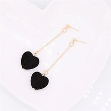 Load image into Gallery viewer, Chained And Feathered Earrings