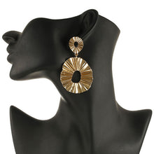 Load image into Gallery viewer, Patterned Earrings