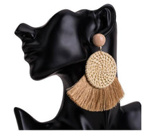 Load image into Gallery viewer, Tassel earrings