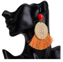 Load image into Gallery viewer, Tassel earrings