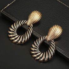 Load image into Gallery viewer, Patterned Earrings